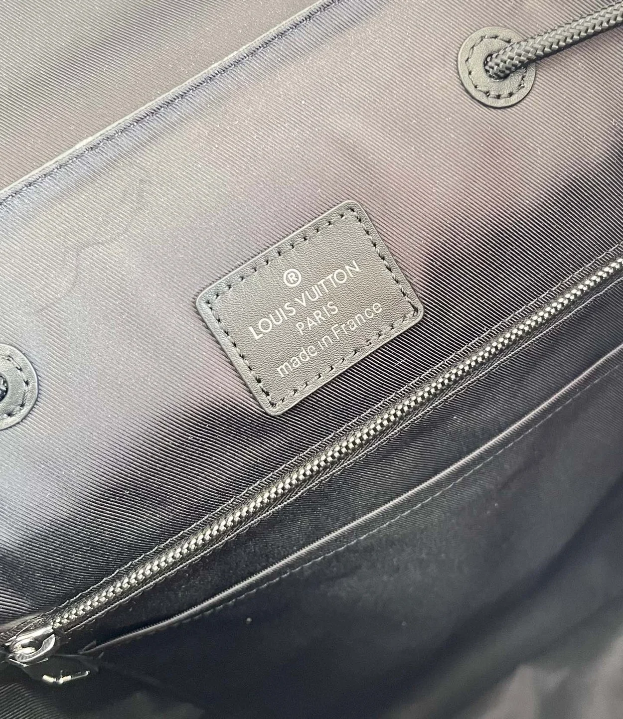 루이비통 x YK 크리스토퍼 백팩 MM M46403