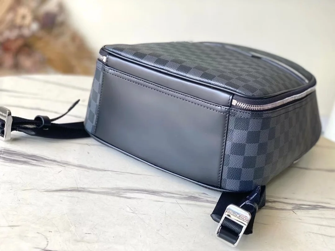 루이비통 마이클 NV2 백팩 N45279