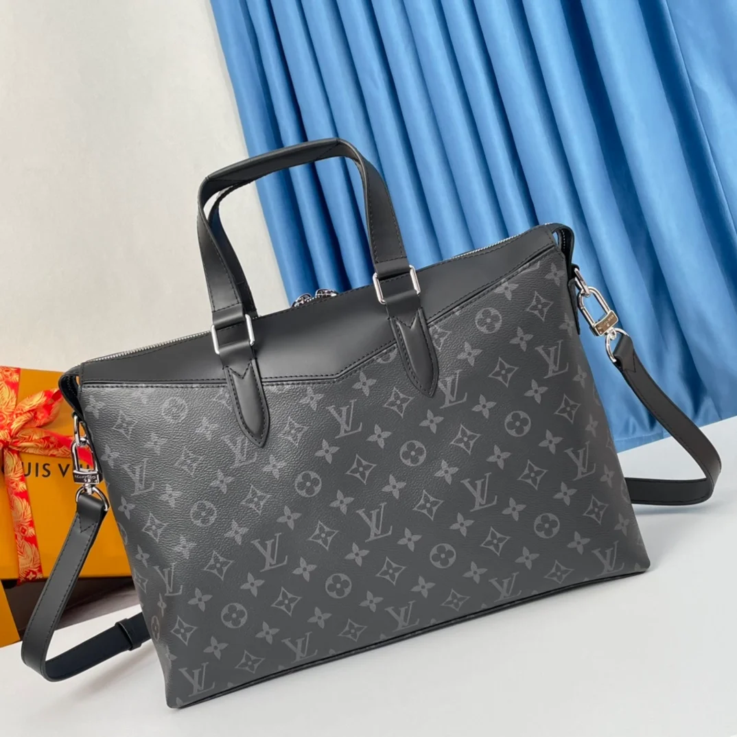 루이비통 브리프케이스 익스플로어 M40566