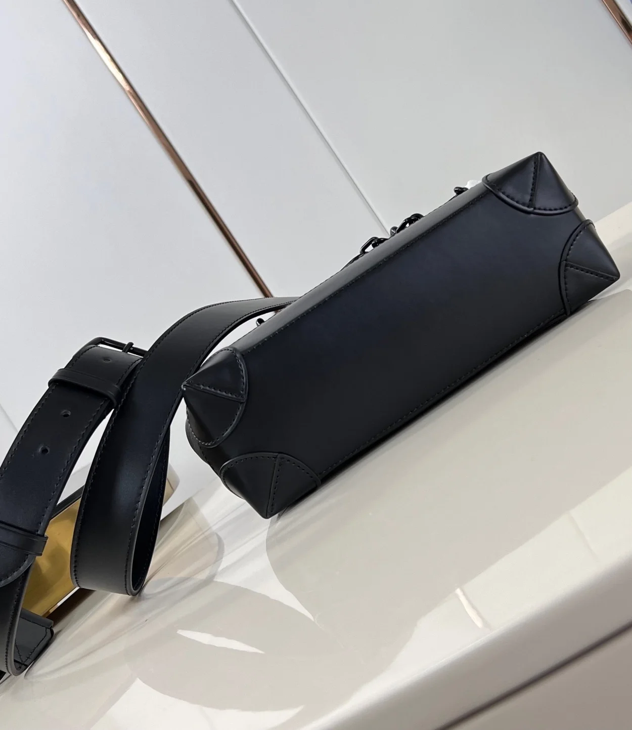 루이비통 모노그램 이클립스 스티머 PM M46953