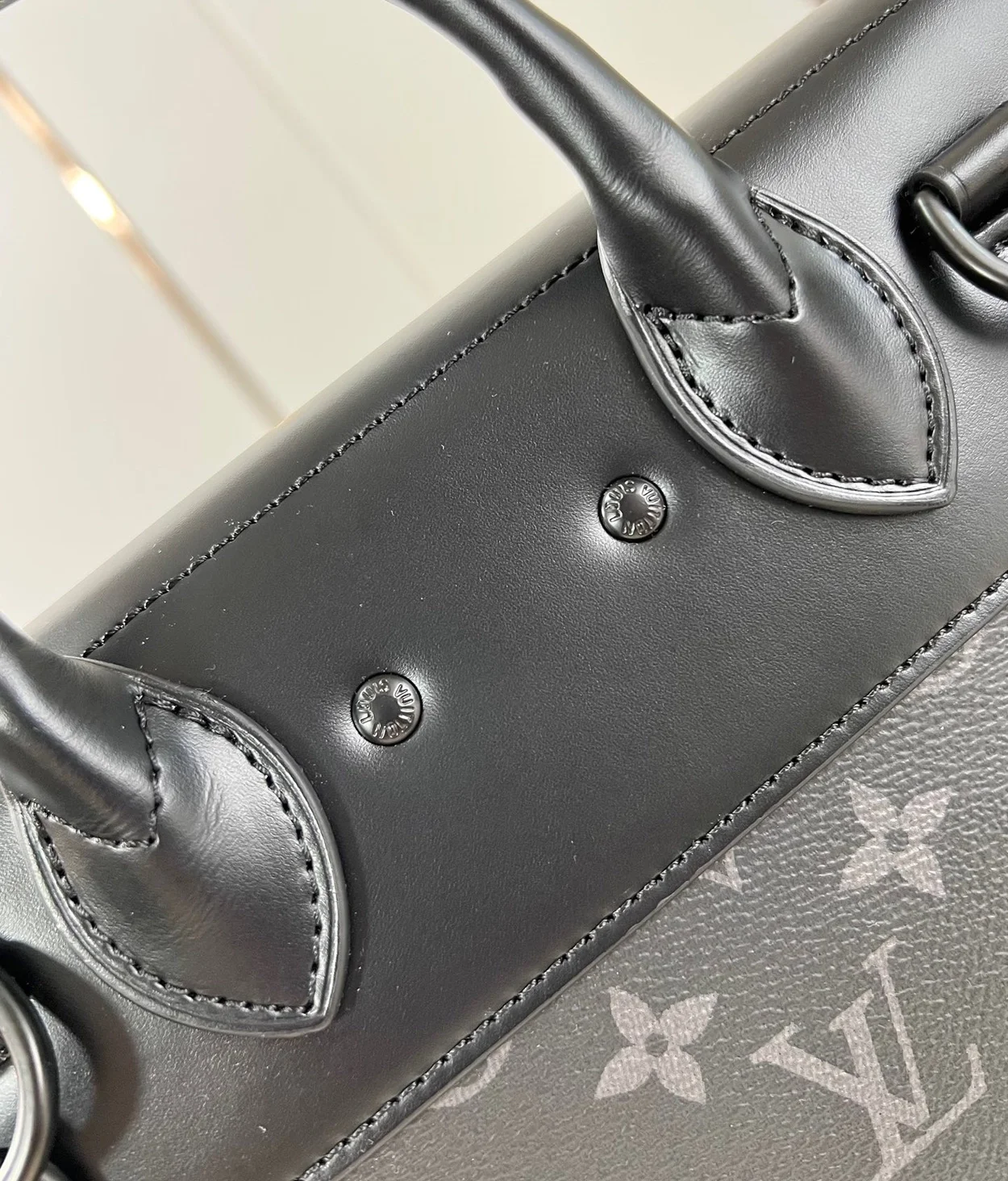 루이비통 모노그램 이클립스 스티머 PM M46953