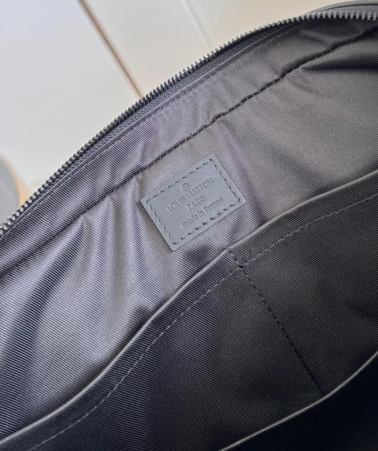 루이비통 파일럿 브리프케이스 M23778
