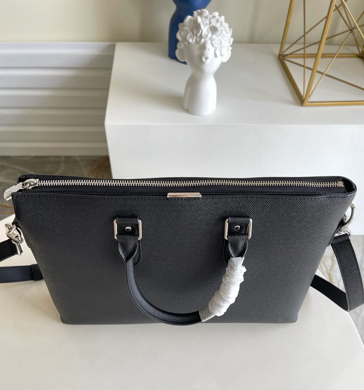 루이비통 안톤 소프트 브리프케이스 블랙 M33416