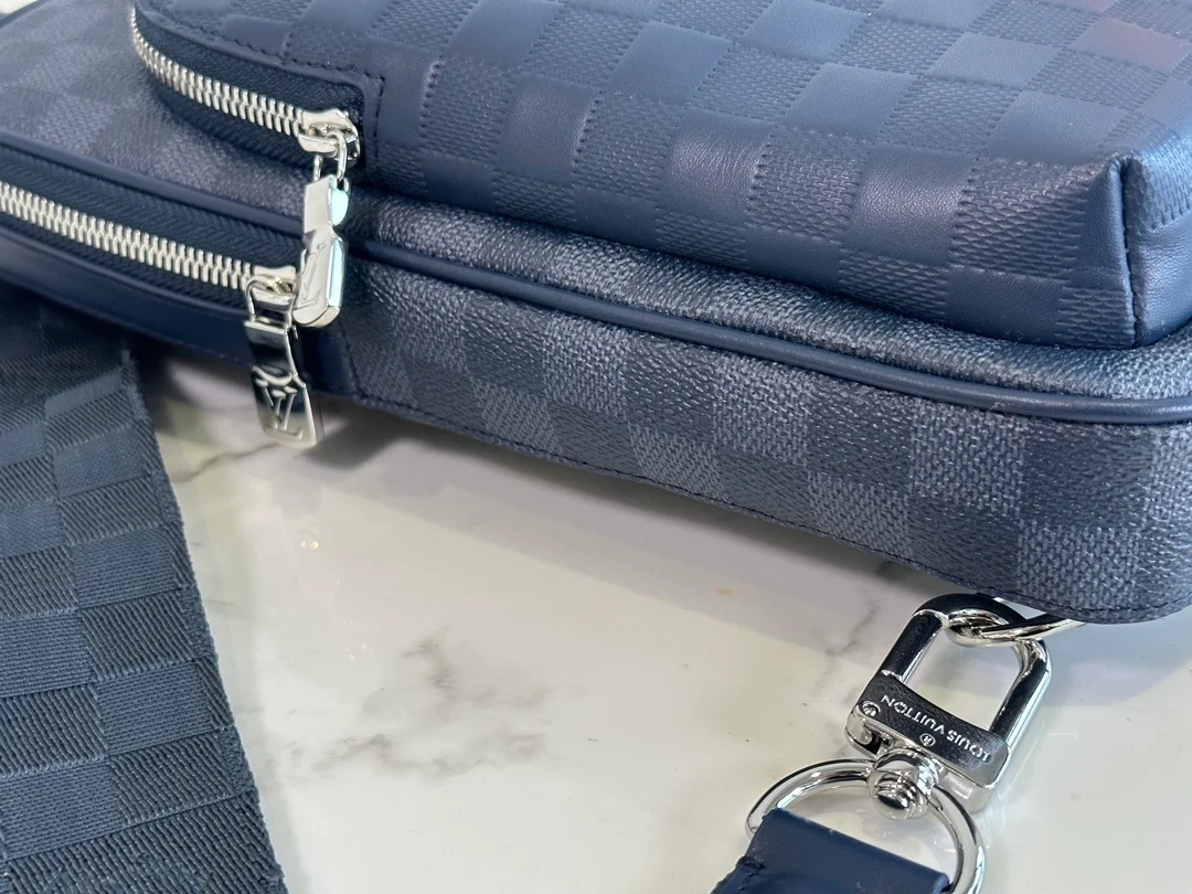 루이비통 아베누 다미에 인피니 슬링백 N40439