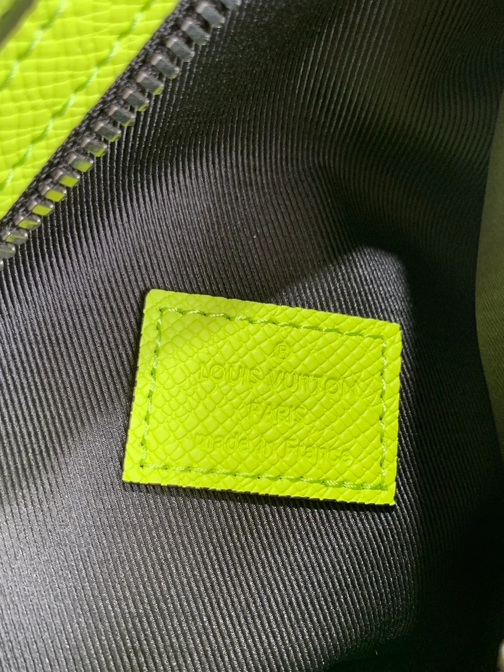 루이비통 듀오 슬링백 M30945