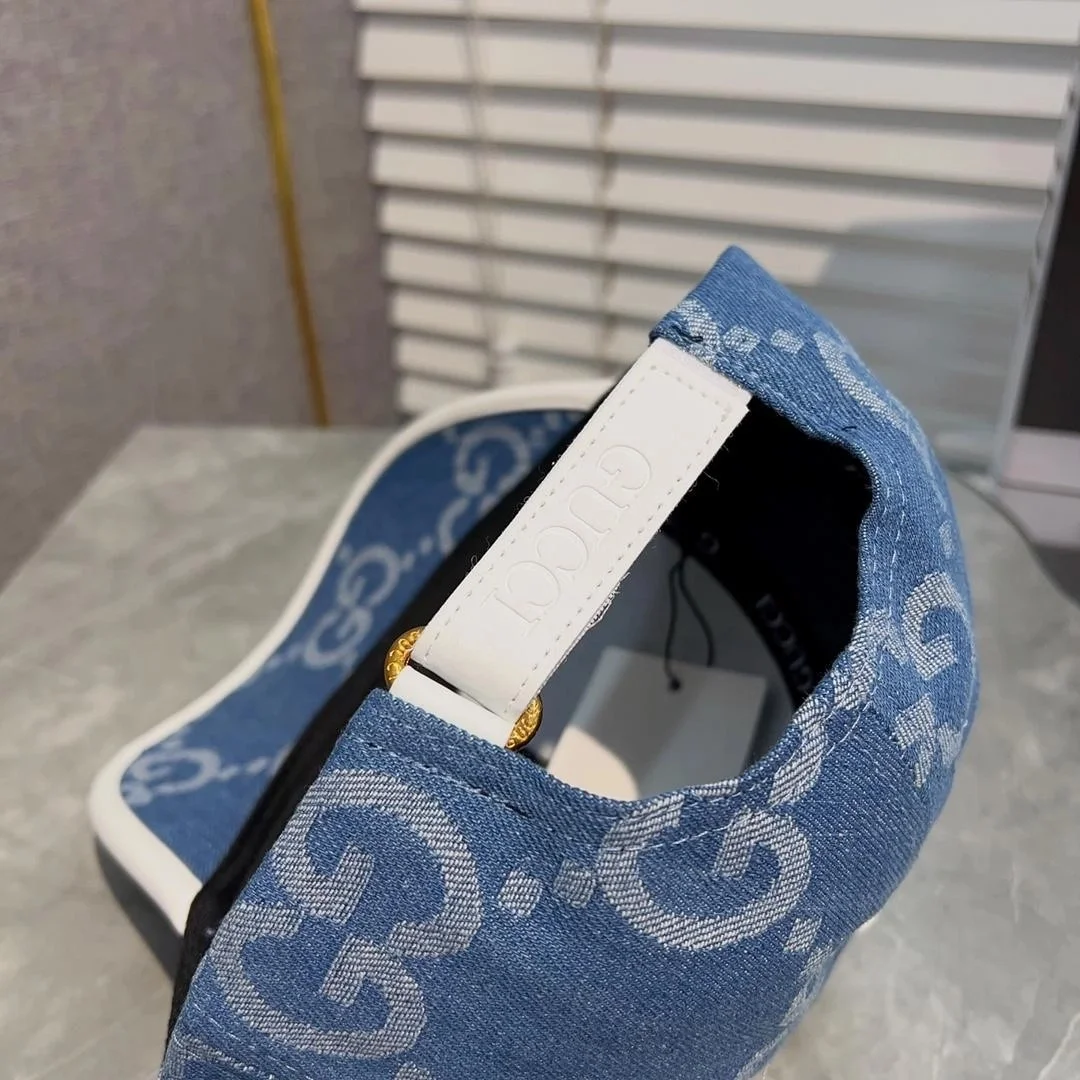 구찌 데님 코튼 라이트 블루 베이스볼 캡