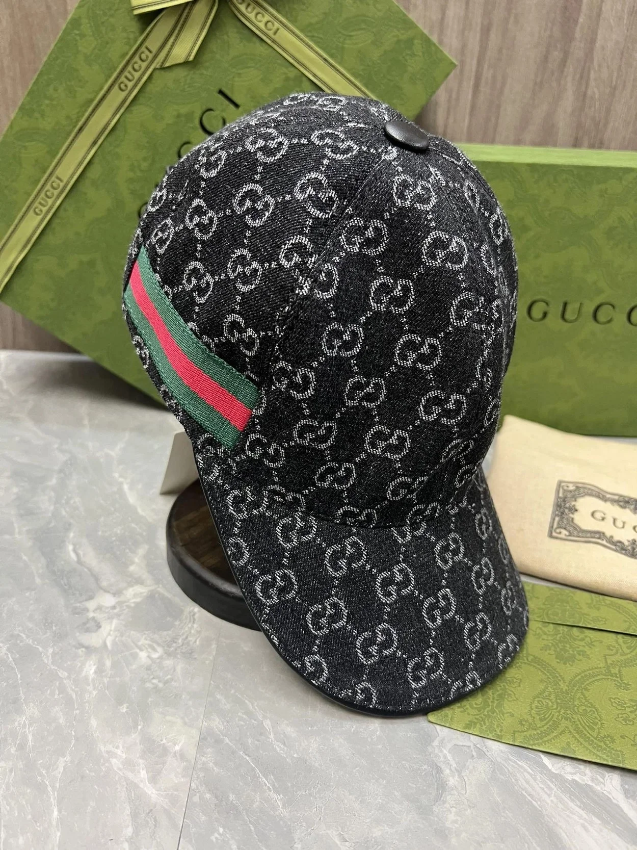 구찌 GG 자카드 웨빙 블랙 코튼 베이스볼 캡