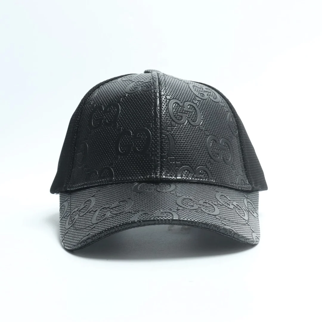 구찌 GG 엠보스 야구 모자