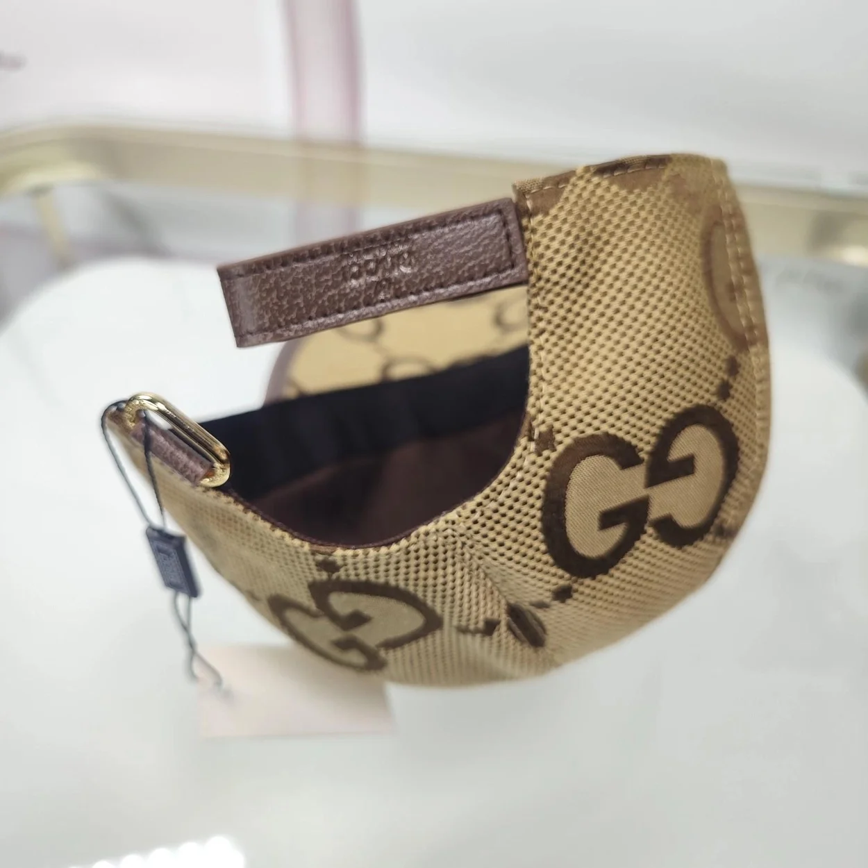 구찌 GG 슈프림 베이스볼 캡