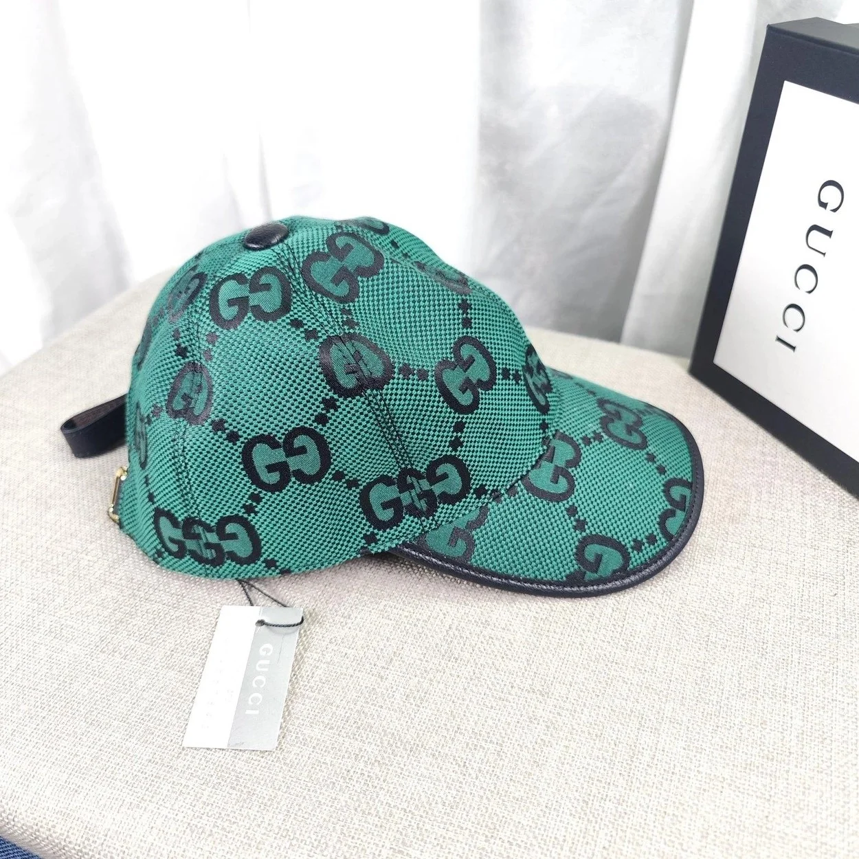 구찌 GG 슈프림 민트 코튼 베이스볼 캡