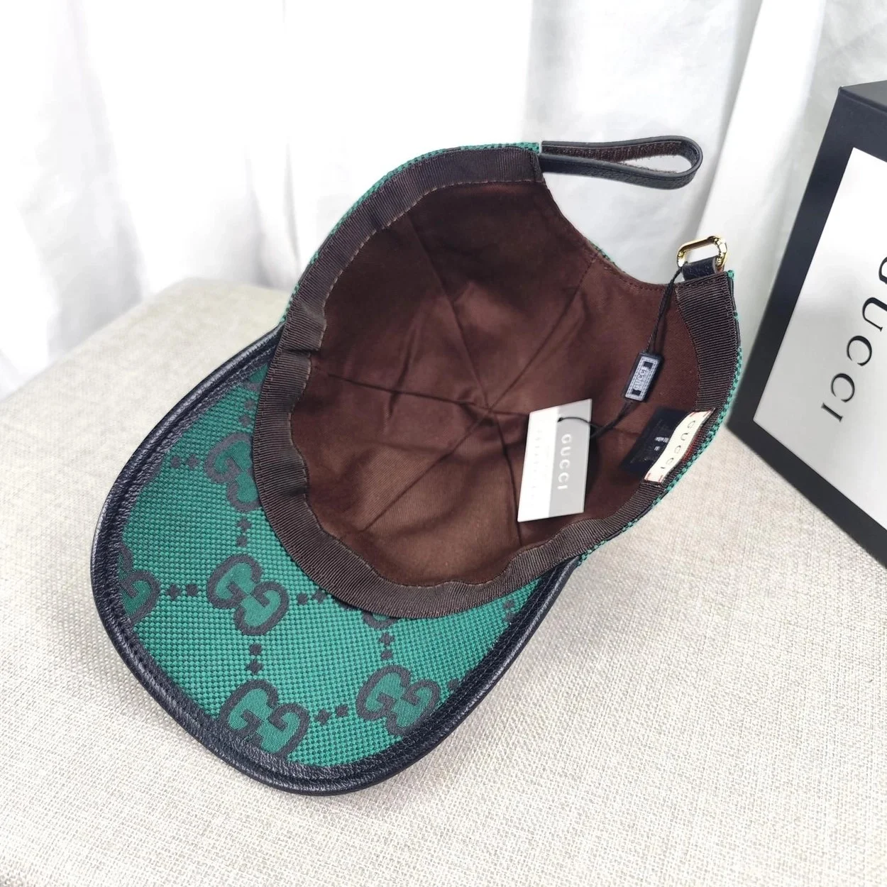 구찌 GG 슈프림 민트 코튼 베이스볼 캡