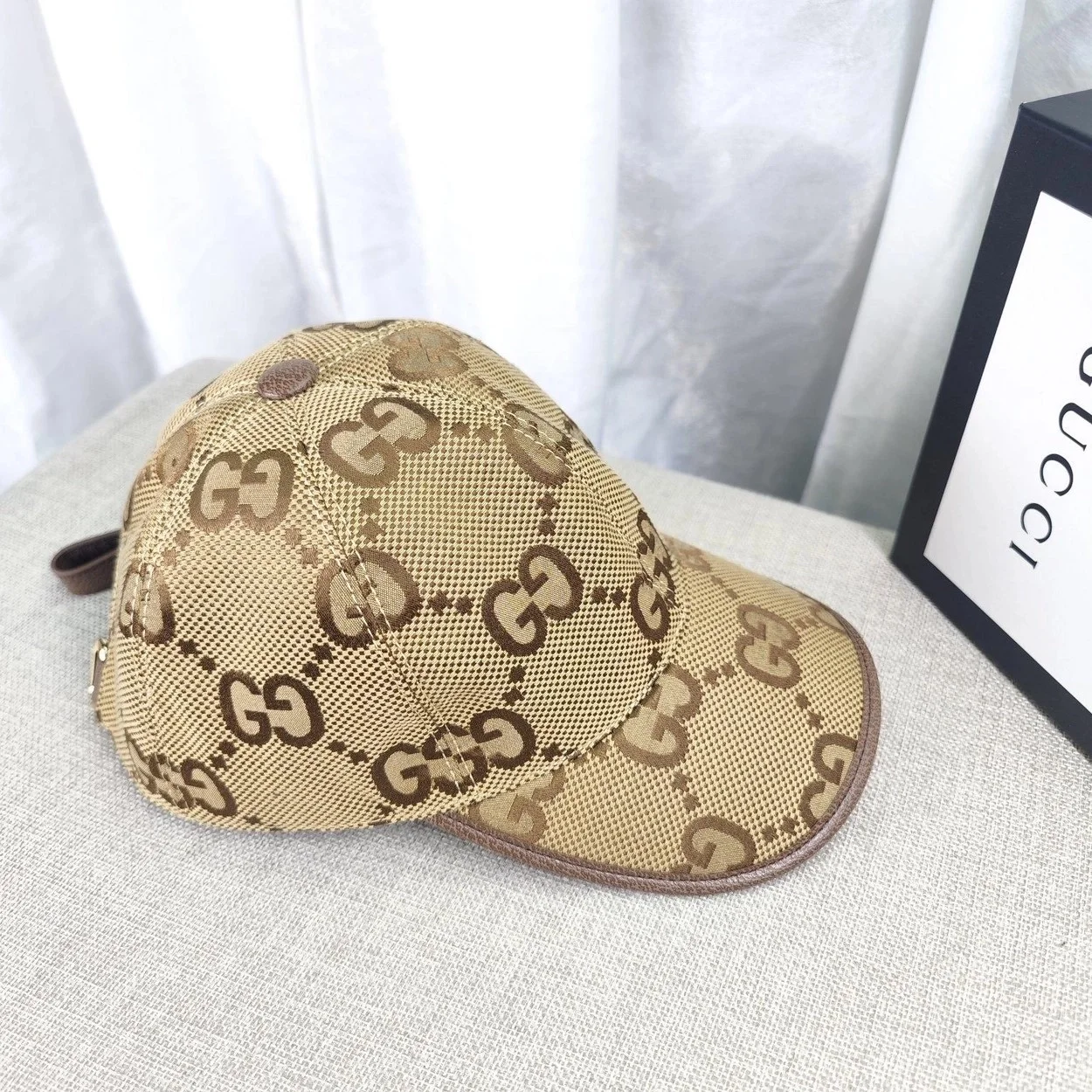 구찌 GG 슈프림 내추럴 코튼 베이스볼 캡