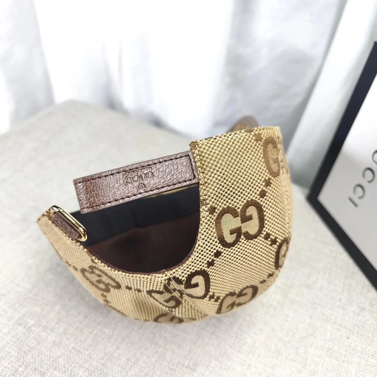 구찌 GG 슈프림 내추럴 코튼 베이스볼 캡