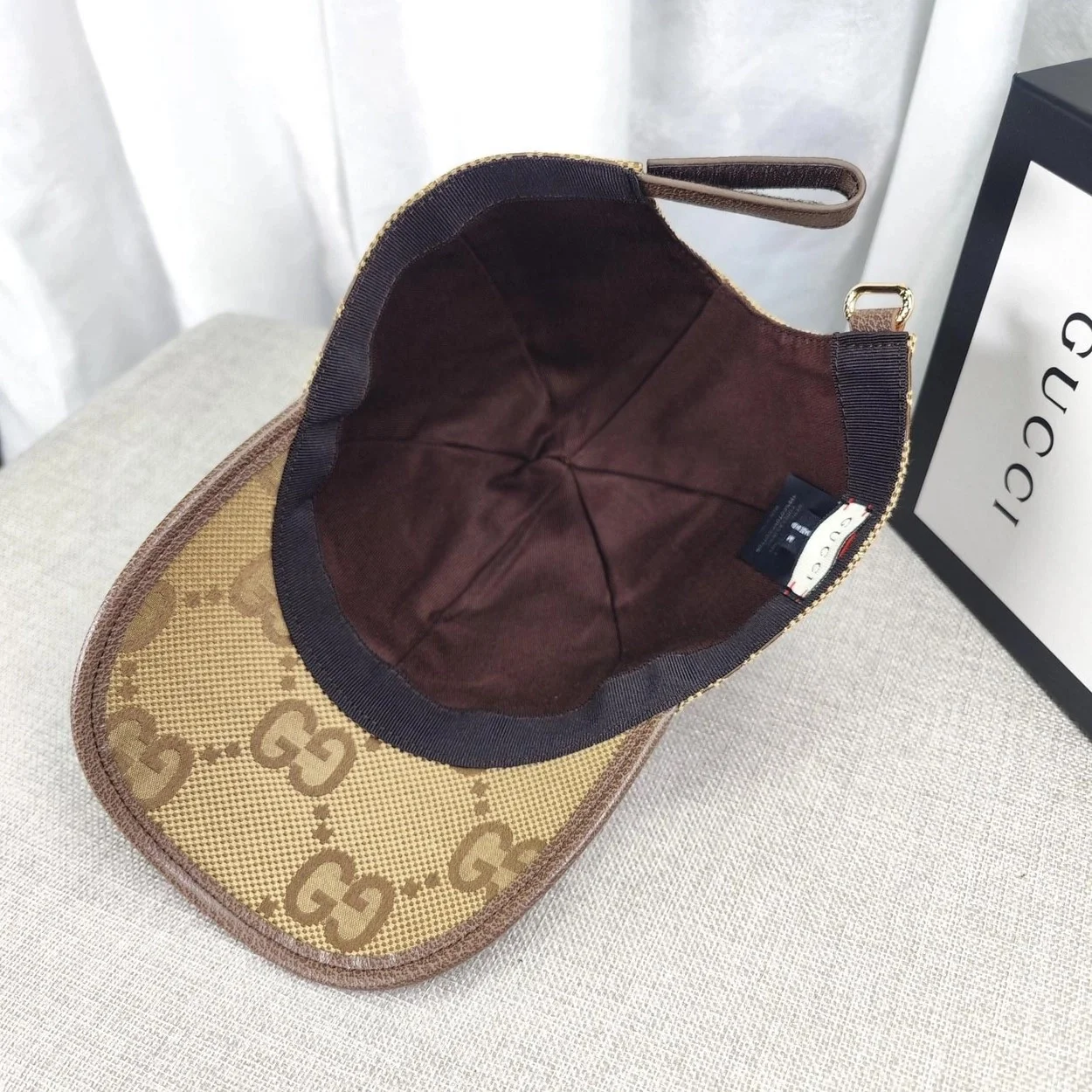 구찌 GG 슈프림 내추럴 코튼 베이스볼 캡