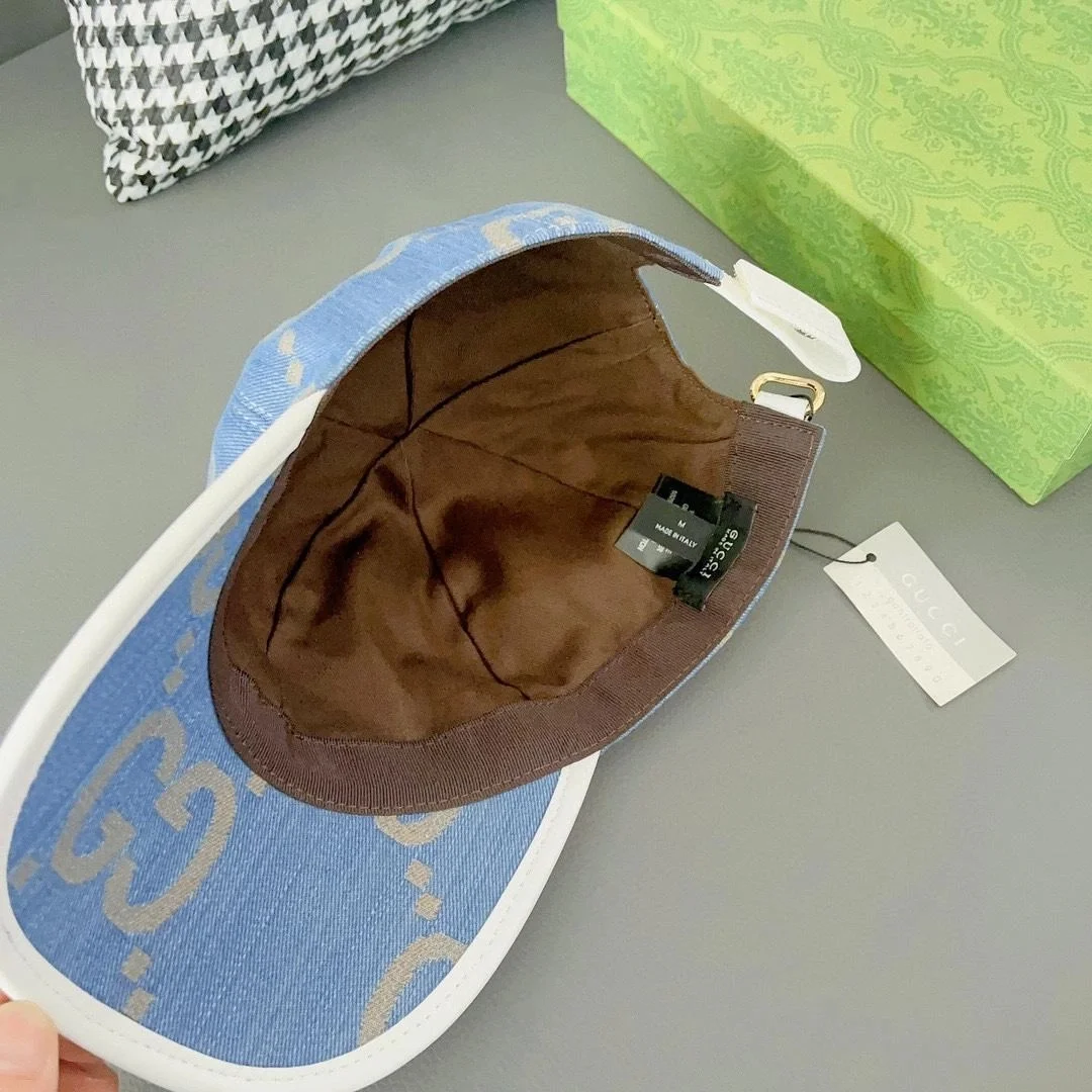 구찌 GG 라이트 블루 데님 베이스볼 캡