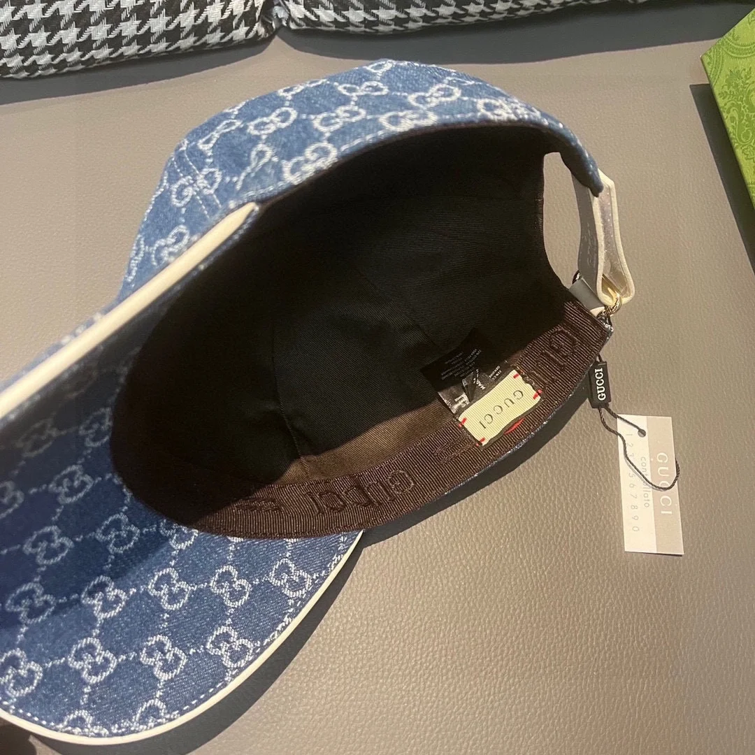 구찌 GG로고 베이스볼 캡 블루