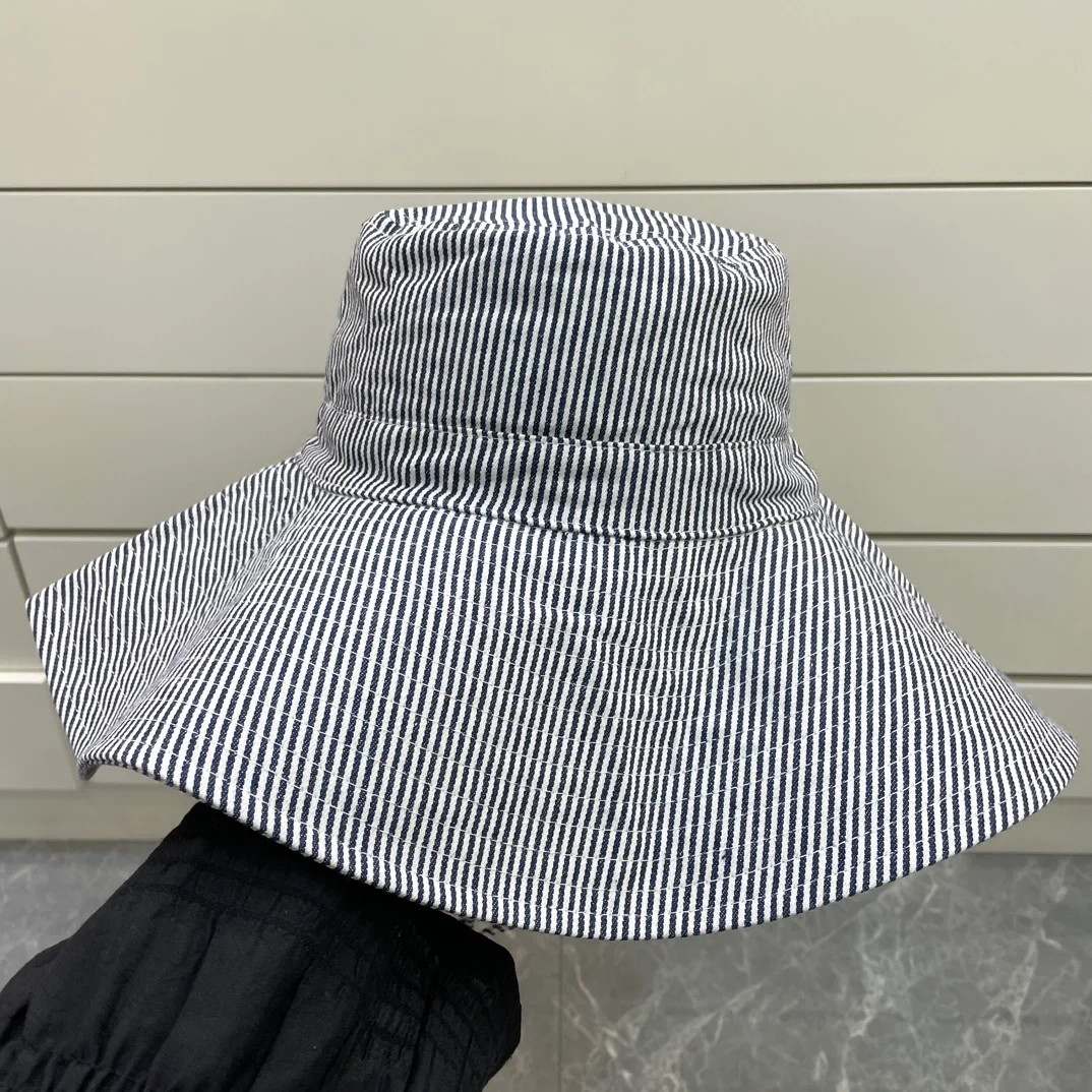 셀린느 스트라이프 트리오페 워킹햇