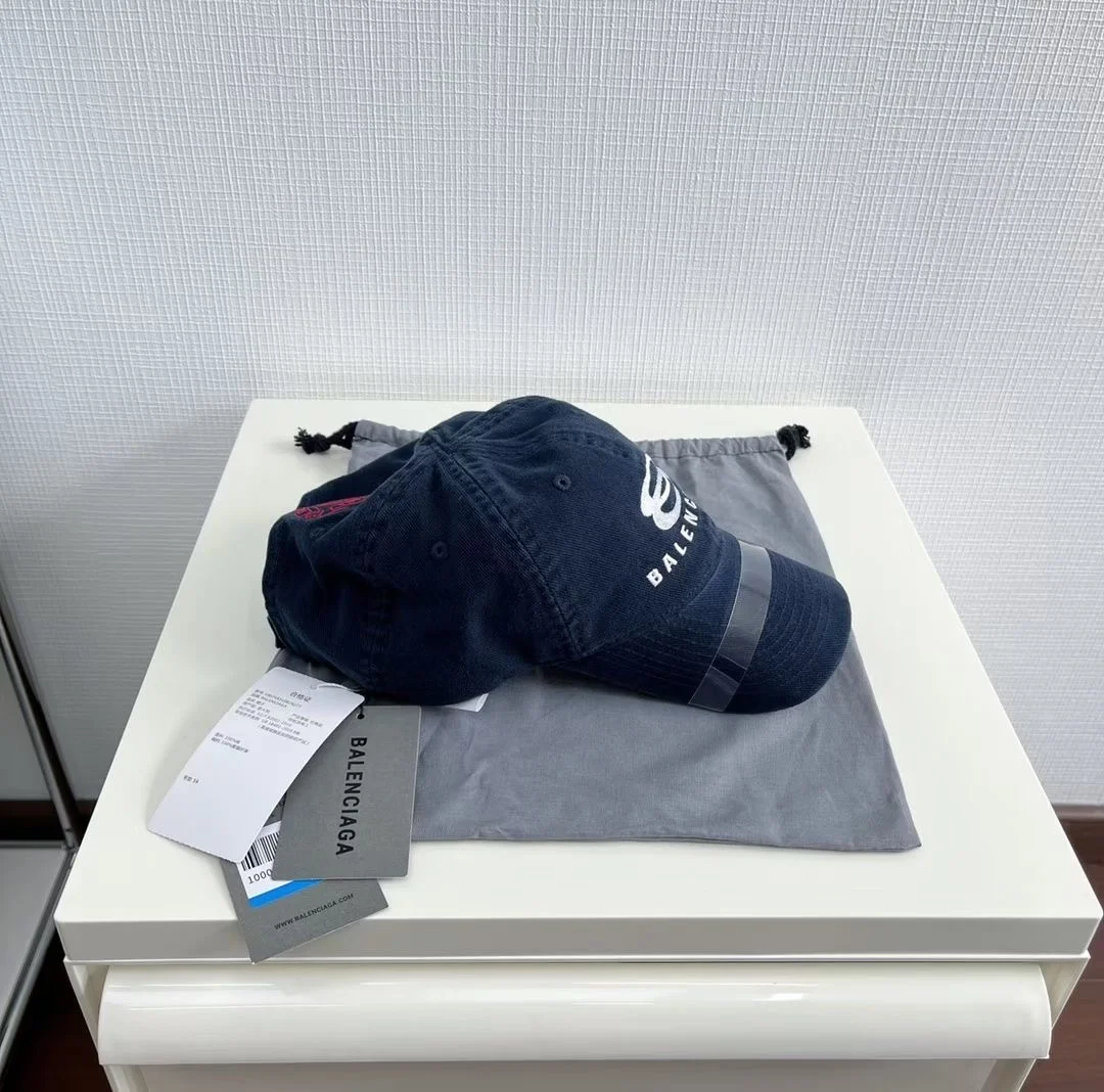 발렌시아가 유니티 스노우보드 볼캡