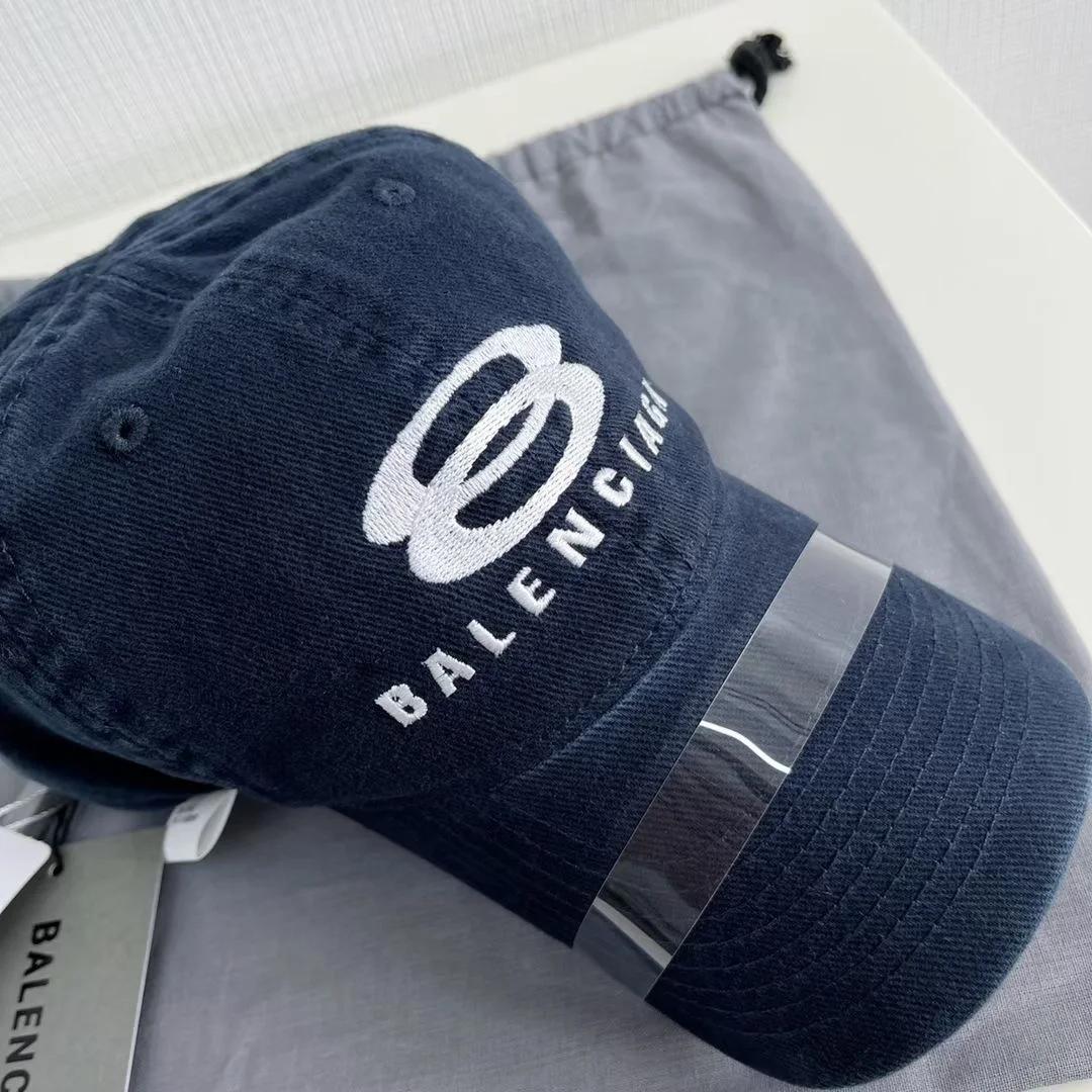 발렌시아가 유니티 스노우보드 볼캡