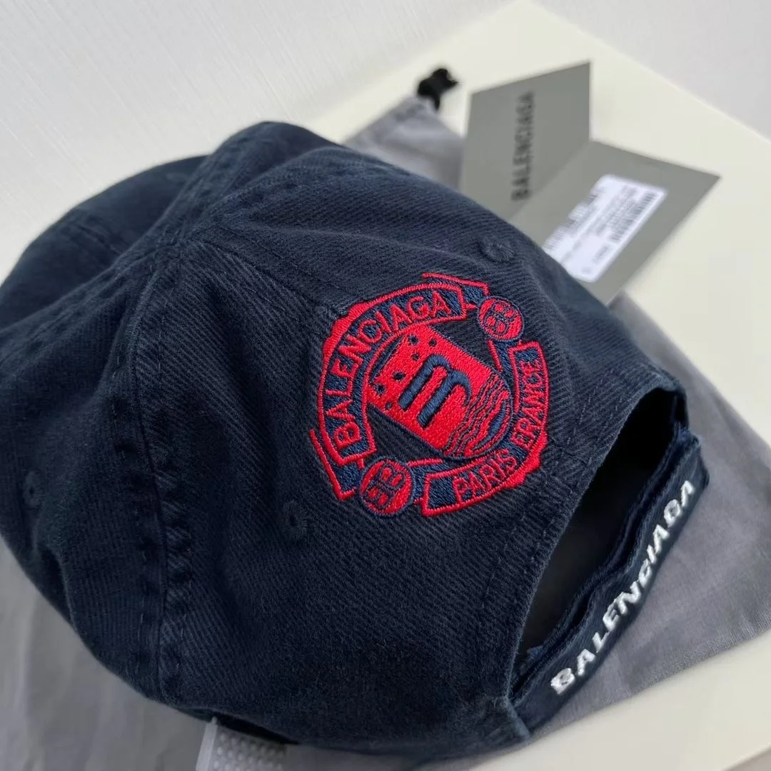 발렌시아가 유니티 스노우보드 볼캡