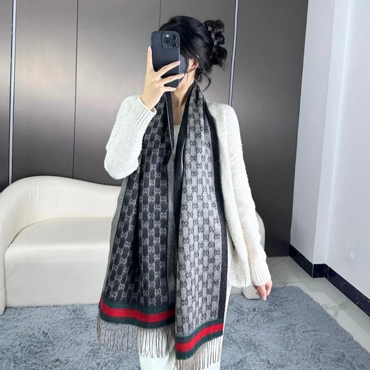 구찌 캐시미어 머플러