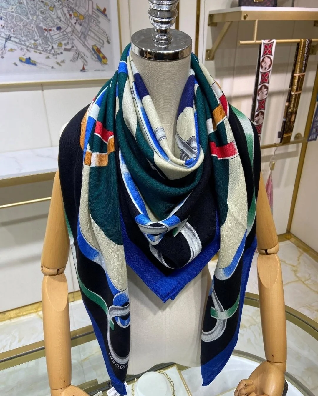 에르메스 Figure Artistique 90 마린 스카프