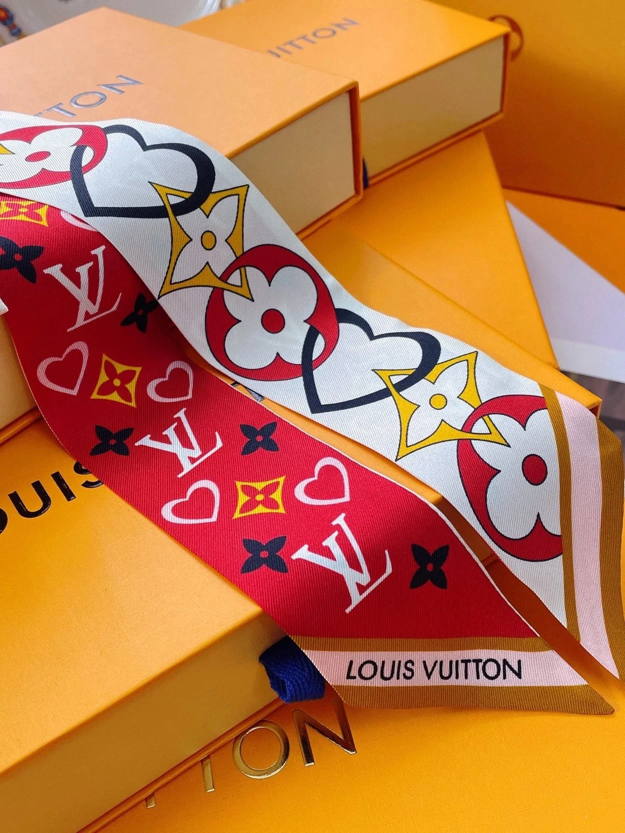 루이비통 비비 마이 트루 방도 스카프 M78117