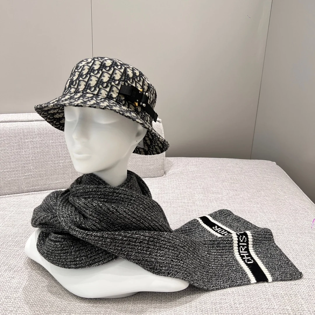 디올 오블리크 버킷햇