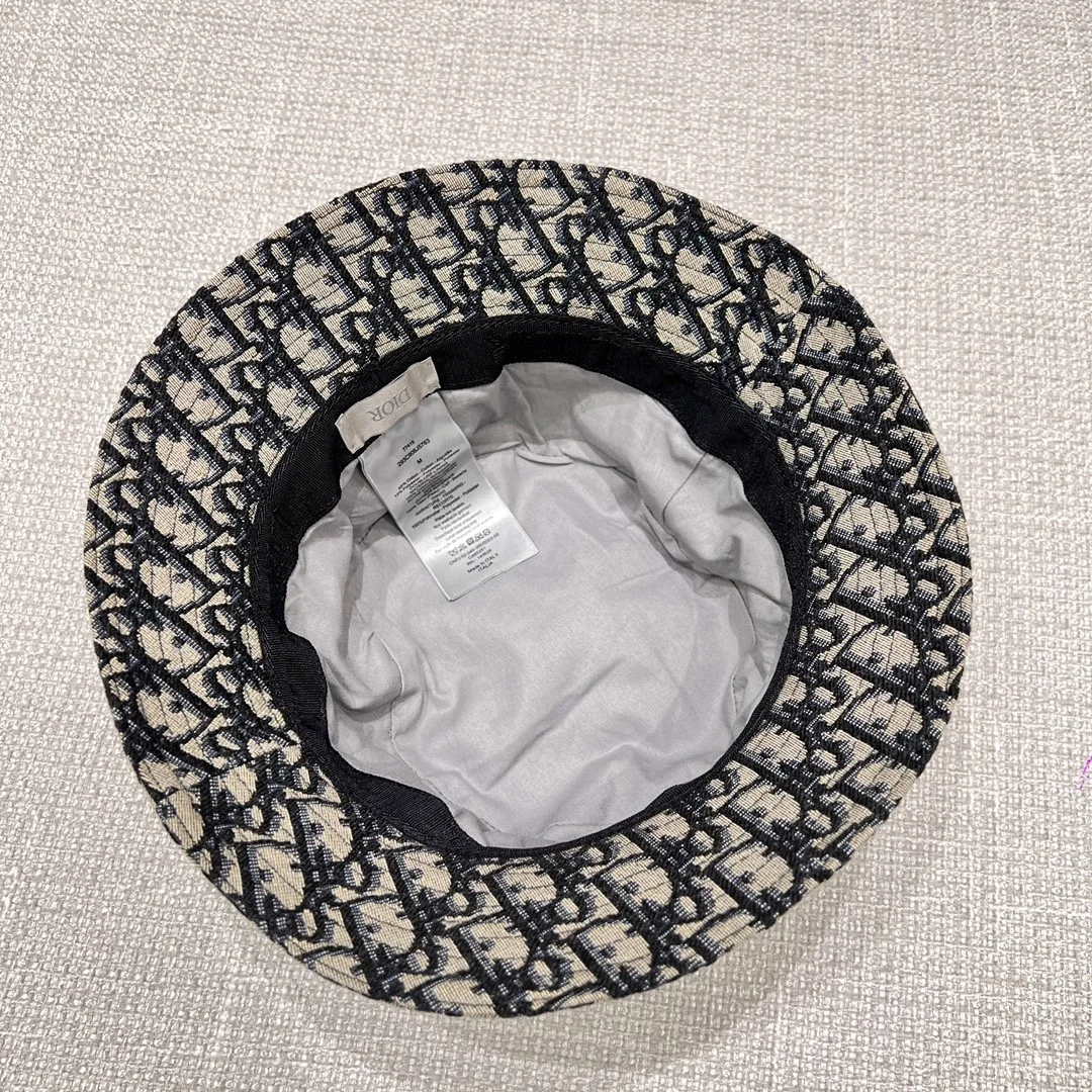 디올 오블리크 버킷햇