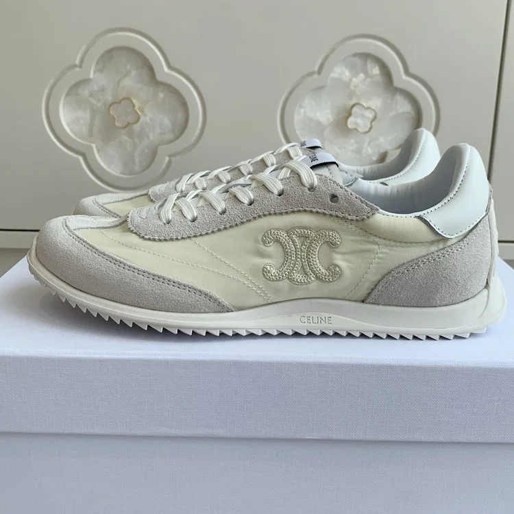 셀린느 트리옹프 레이서 로우 탑 스니커즈