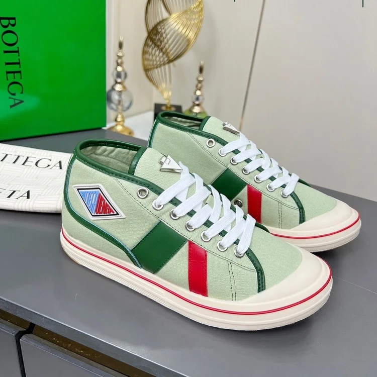 보테가베네타 엘리엇 하이탑 스니커즈