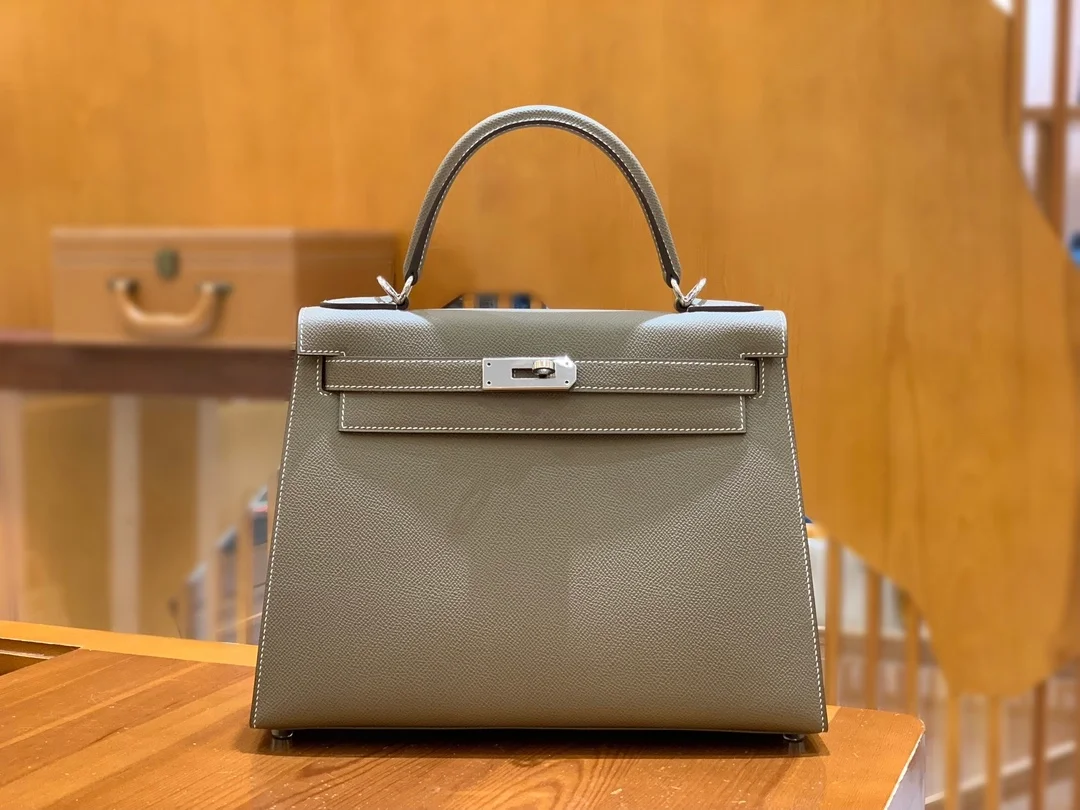 에르메스 켈리 28 셀리에 엘리펀트 그레이 실버 하드웨어 (100% HAND MADE)