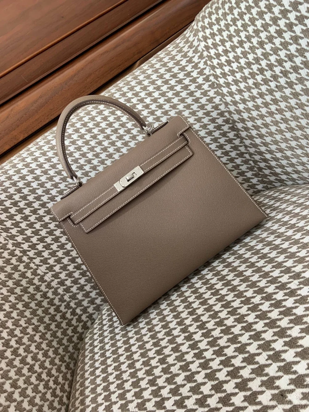 에르메스 켈리 25 셀리에 엘리펀트 그레이 실버 하드웨어 (100% HAND MADE)