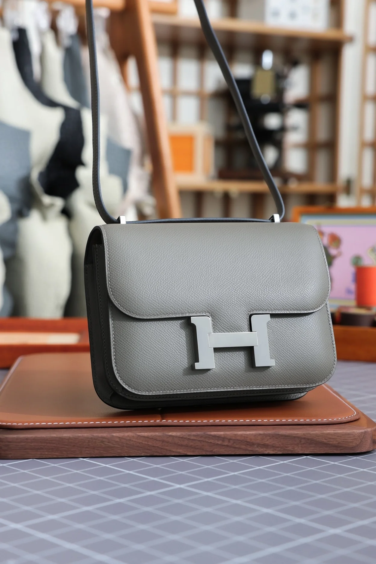 에르메스 콘스탄스 18 그레이 앱송 팔라듐 하드웨어 (100% HAND MADE)