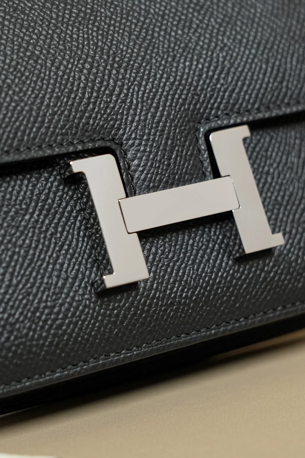 에르메스 콘스탄스 슬림 월렛 블랙 앱송 팔라듐 하드웨어 (100% HAND MADE)