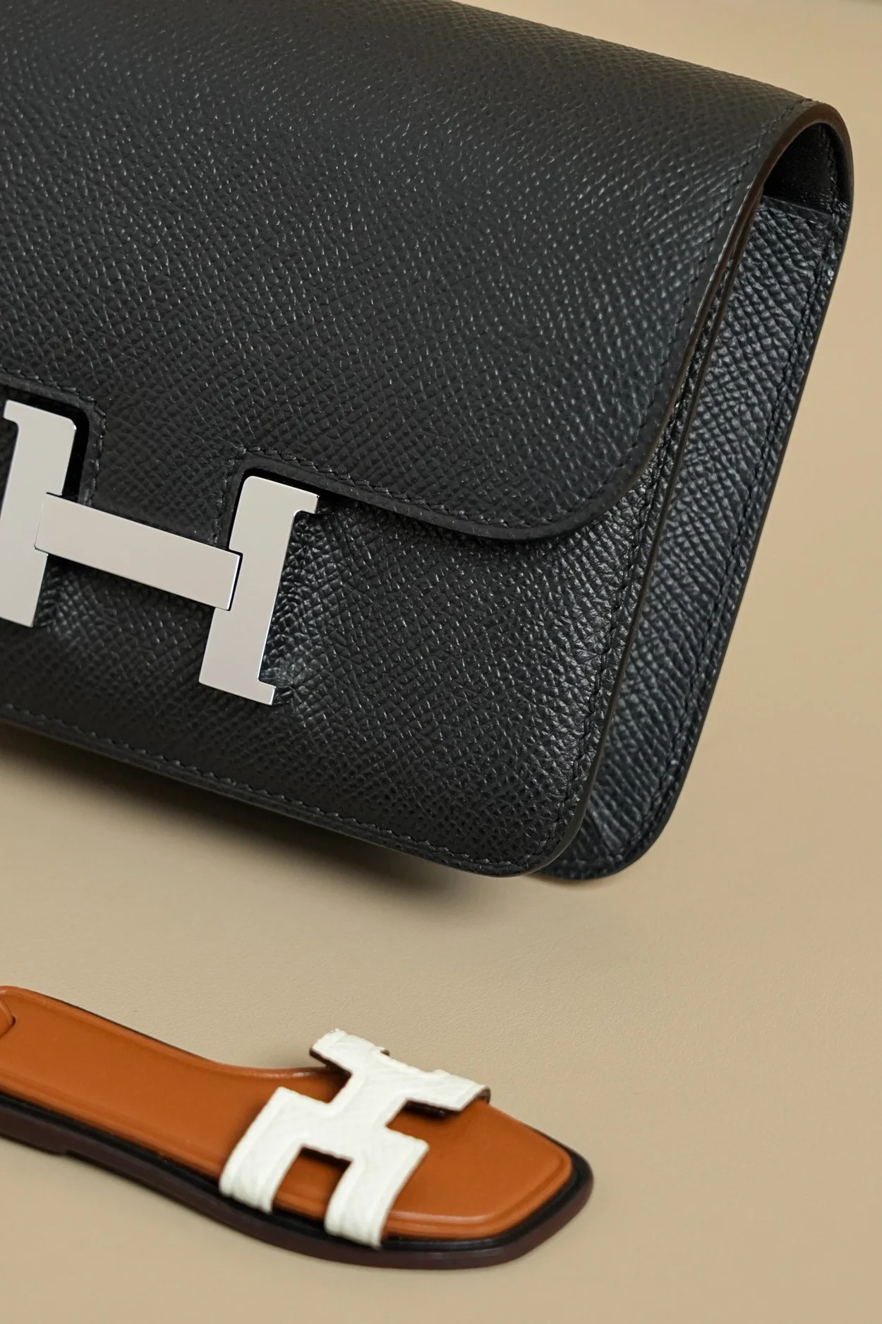 에르메스 콘스탄스 슬림 월렛 블랙 앱송 팔라듐 하드웨어 (100% HAND MADE)