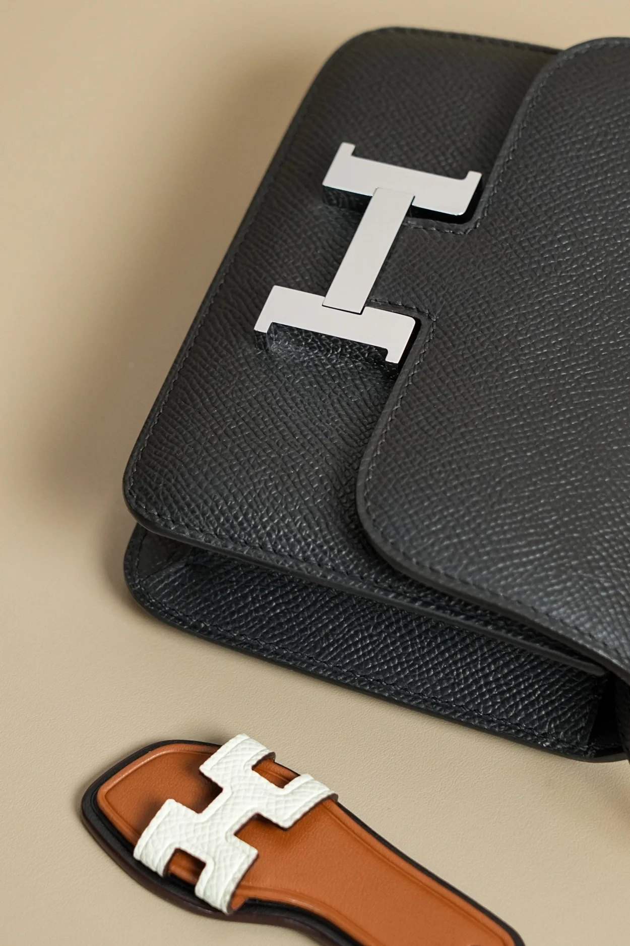 에르메스 콘스탄스 슬림 월렛 블랙 앱송 팔라듐 하드웨어 (100% HAND MADE)