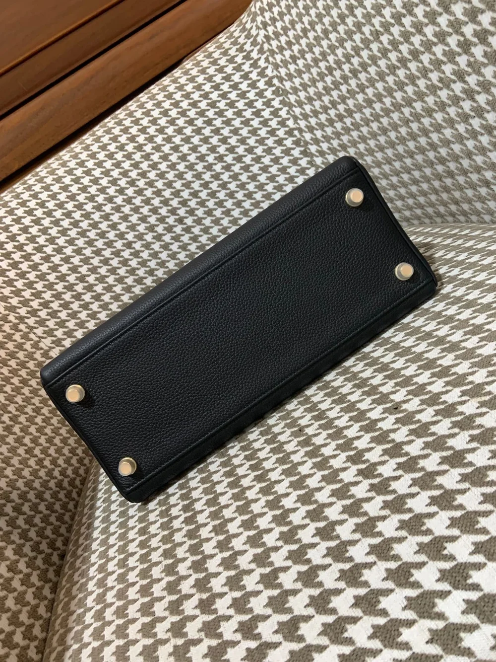 에르메스 켈리 28 르투르네 블랙 골드 하드웨어 (100% HAND MADE)