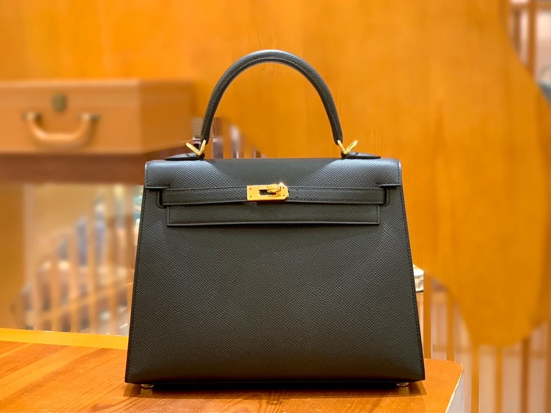 에르메스 켈리 25 셀리에 블랙 골드 하드웨어 (100% HAND MADE)
