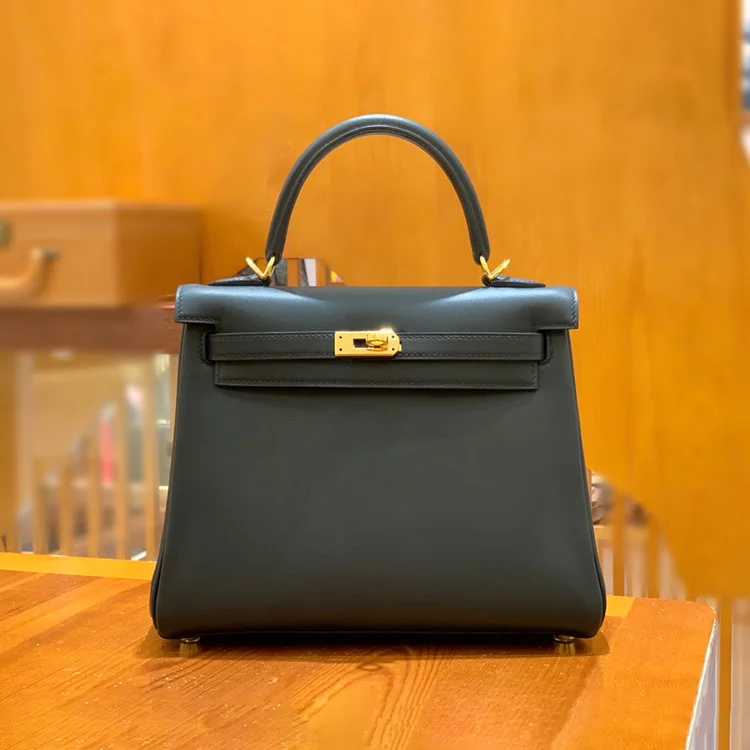 에르메스 켈리 25 르투르네 스위프트 블랙 골드 하드웨어 (100% HAND MADE)