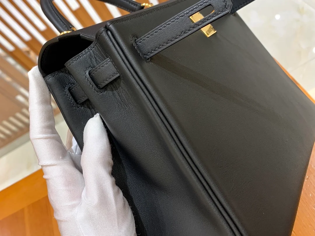 에르메스 켈리 25 르투르네 스위프트 블랙 골드 하드웨어 (100% HAND MADE)