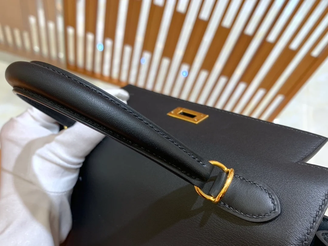 에르메스 켈리 25 르투르네 스위프트 블랙 골드 하드웨어 (100% HAND MADE)