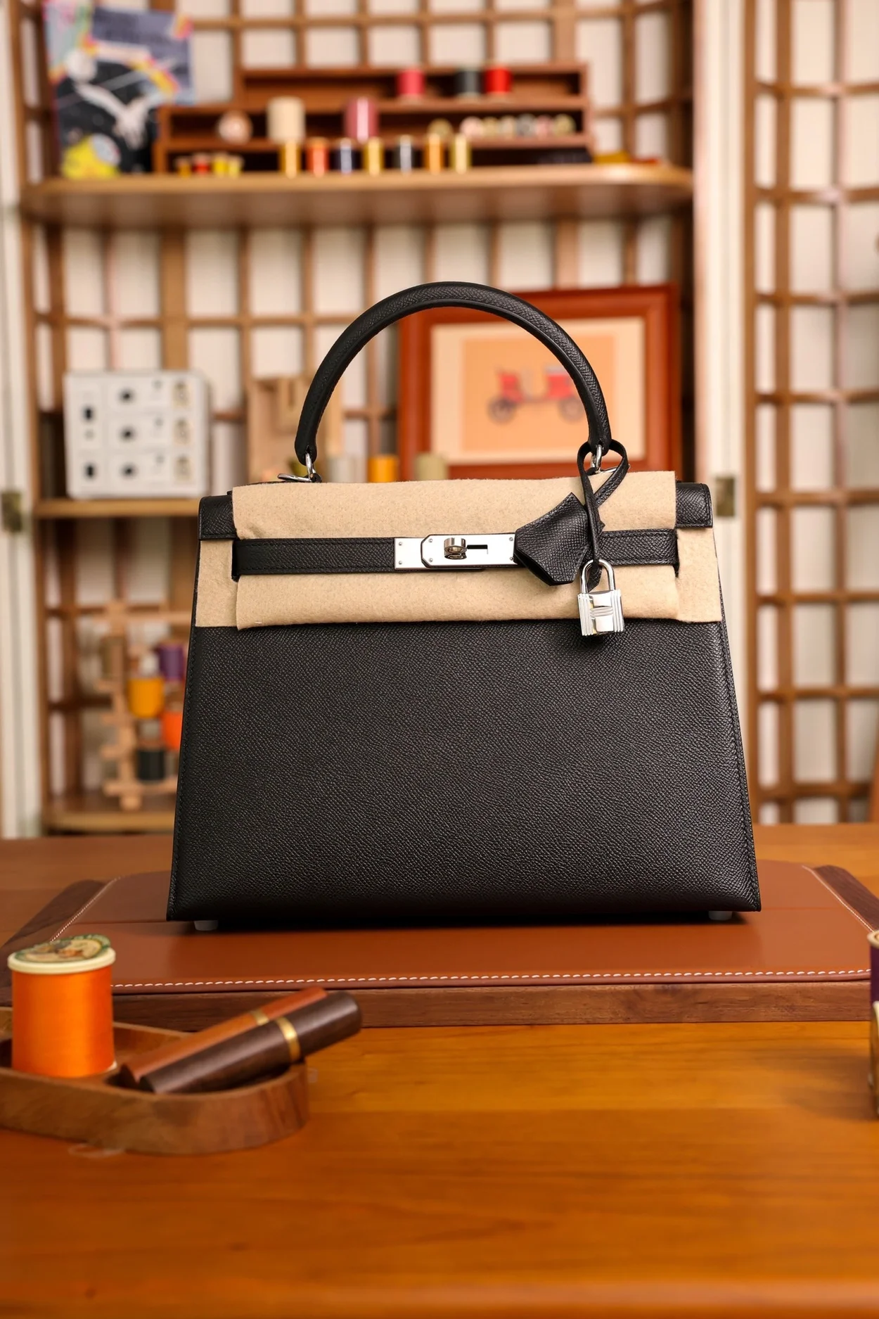 에르메스 켈리 28 셀리에 블랙 실버 하드웨어 (100% HAND MADE)