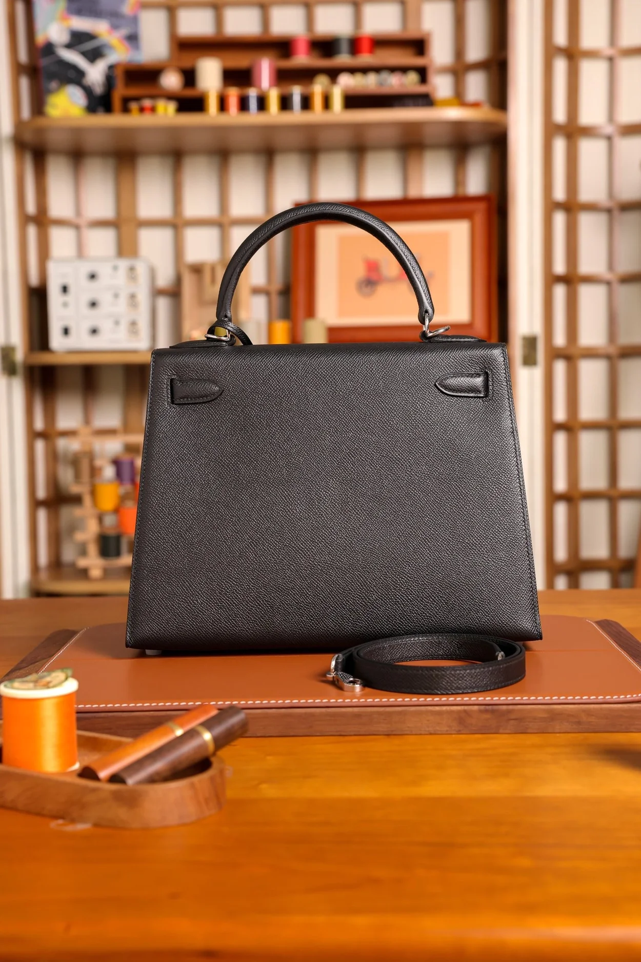 에르메스 켈리 28 셀리에 블랙 실버 하드웨어 (100% HAND MADE)