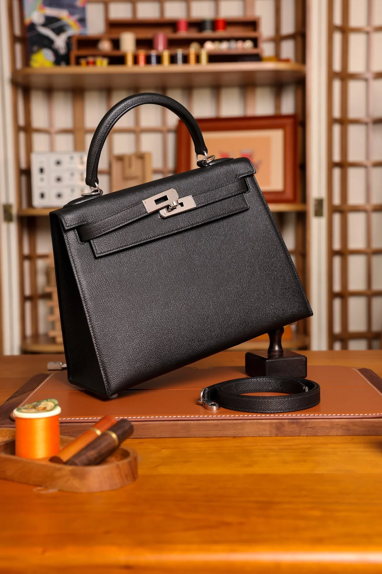 에르메스 켈리 28 셀리에 블랙 실버 하드웨어 (100% HAND MADE)
