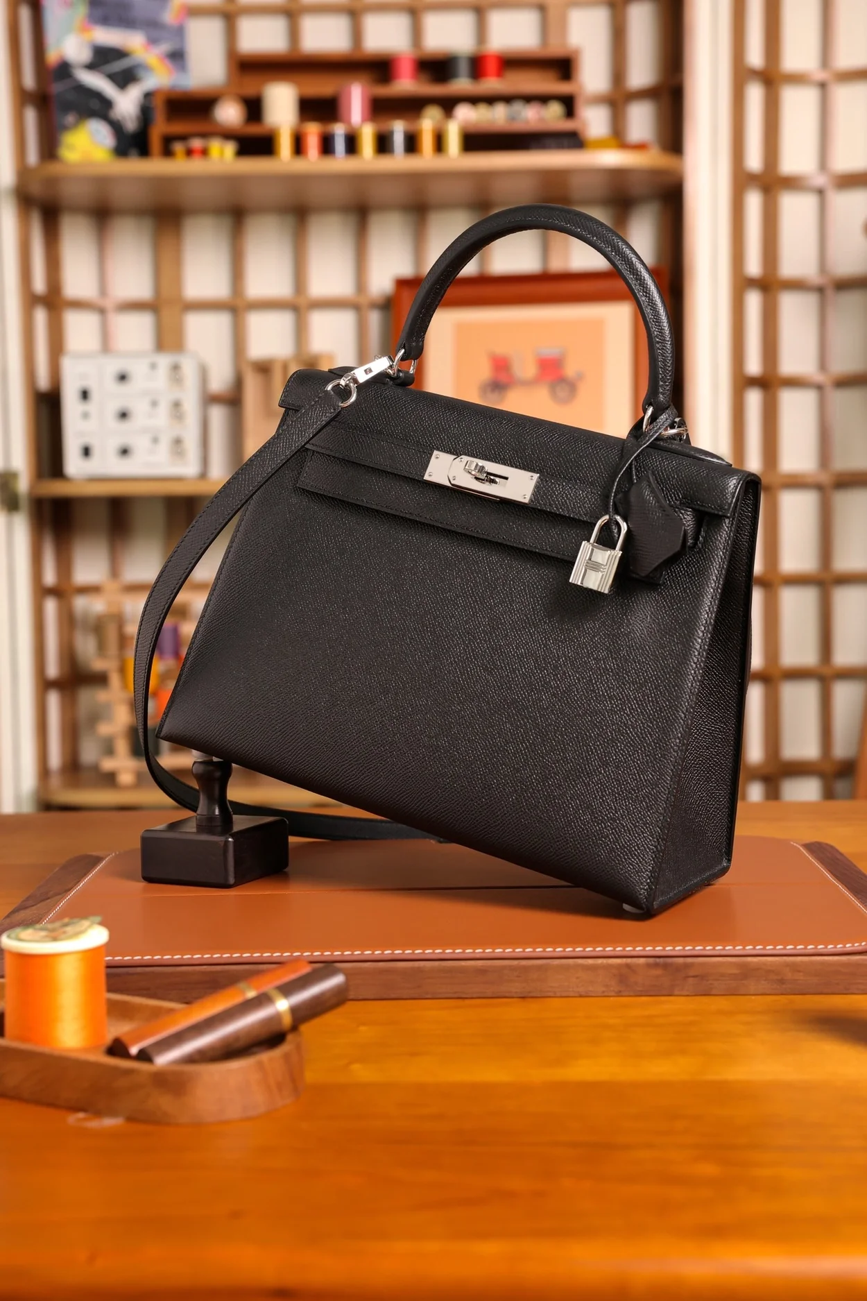 에르메스 켈리 28 셀리에 블랙 실버 하드웨어 (100% HAND MADE)