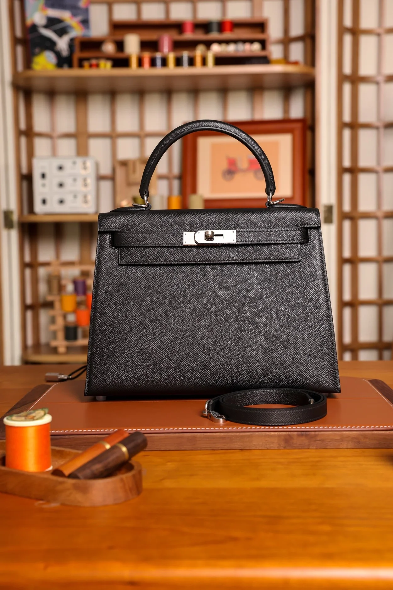 에르메스 켈리 28 셀리에 블랙 실버 하드웨어 (100% HAND MADE)