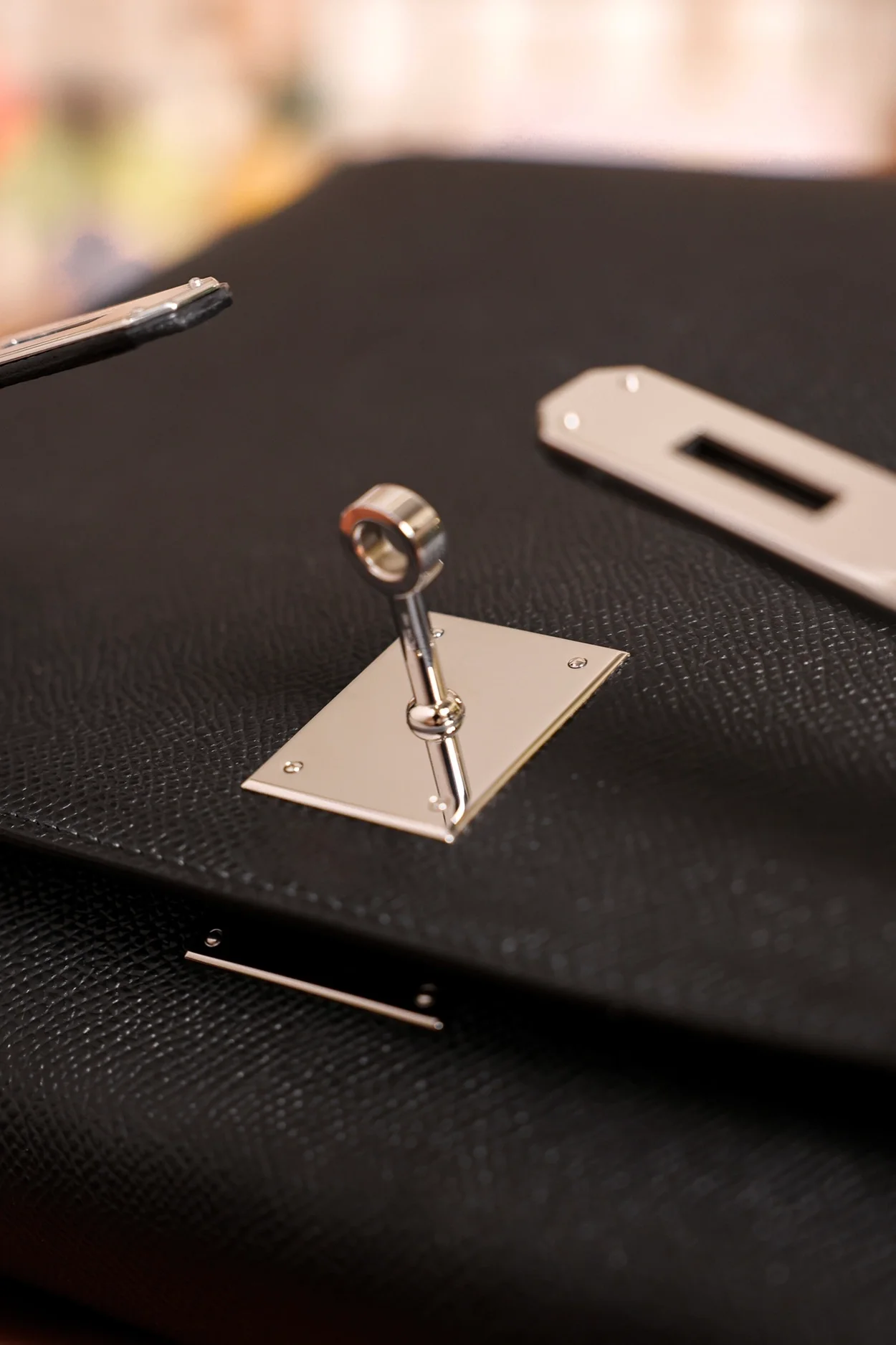 에르메스 켈리 28 셀리에 블랙 실버 하드웨어 (100% HAND MADE)