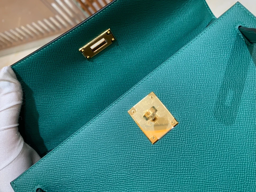 에르메스 켈리 28 셀리에 말라카이트 그린 골드 하드웨어 (100% HAND MADE)