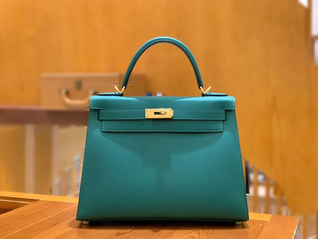 에르메스 켈리 28 셀리에 말라카이트 그린 골드 하드웨어 (100% HAND MADE)